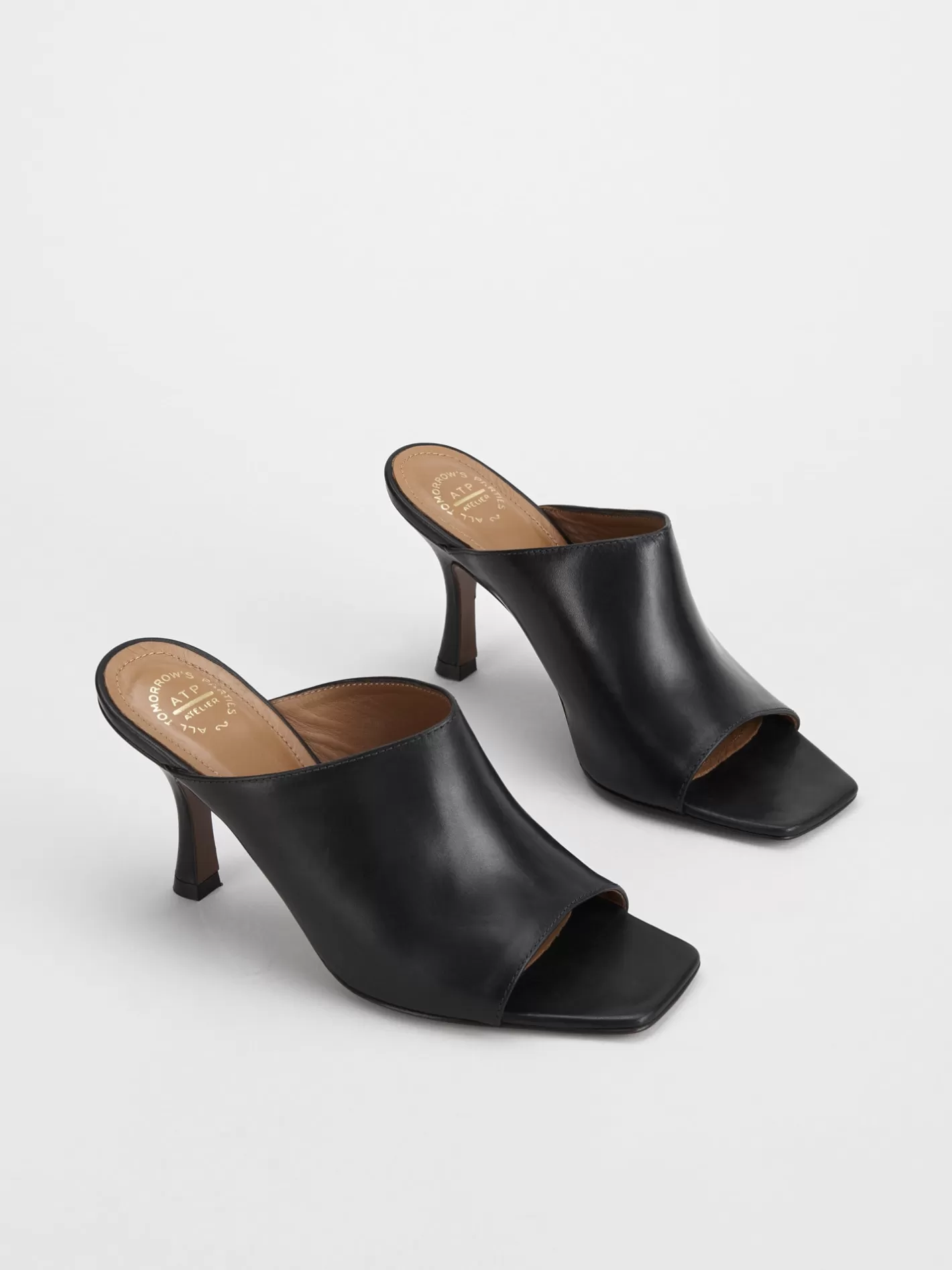 Store Lezza Leather Heeled Sandals Women Sandals
